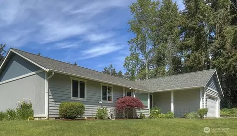 6703 Cortez Pl NW, Bremerton, WA 98311