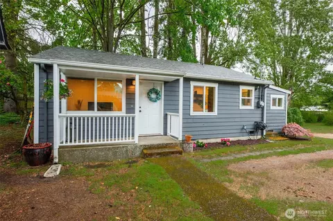 15504 25th Ave NE, Shoreline, WA 98155