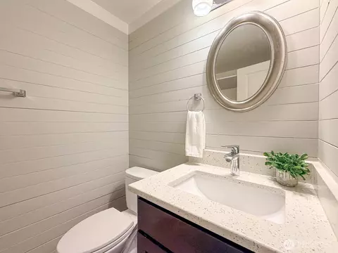 Bath - 15003 108th Pl NE, Bothell, WA 98011 photo 2 of 4