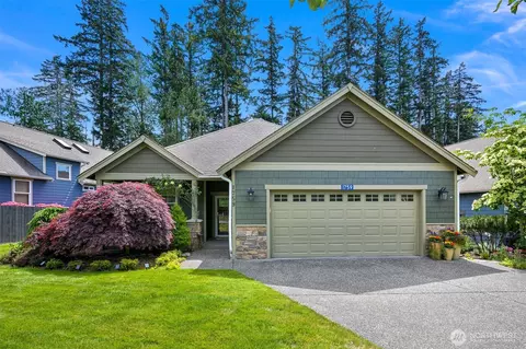 1759 Grand Ave, Mount Vernon, WA 98274