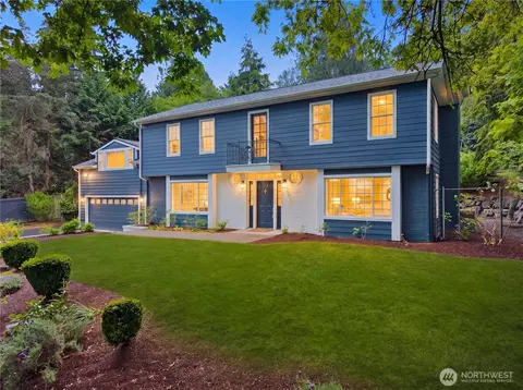 6155 93 Ave SE, Mercer Island, WA 98040