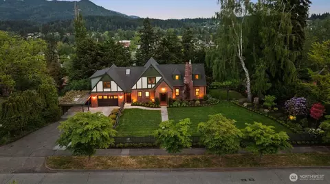 1720 Knox Ave, Bellingham, WA 98225