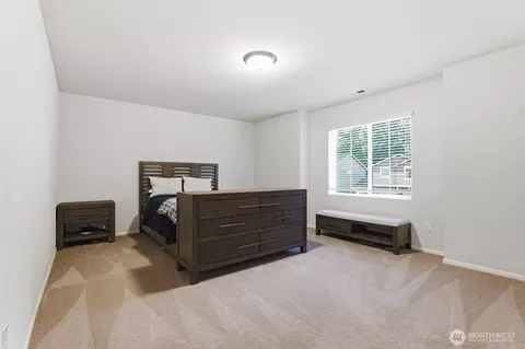 Bedroom - 914 Ofarrell Ln NW, Orting, WA 98360 photo 1 of 3
