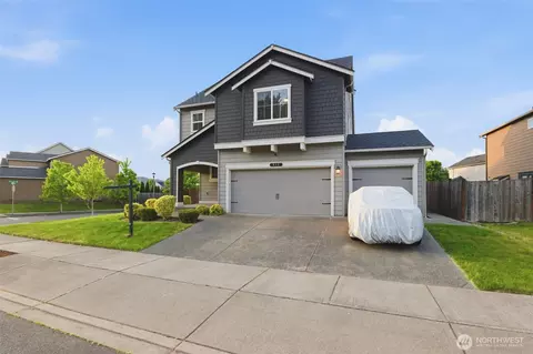 Exterior - 914 Ofarrell Ln NW, Orting, WA 98360 photo 4 of 7