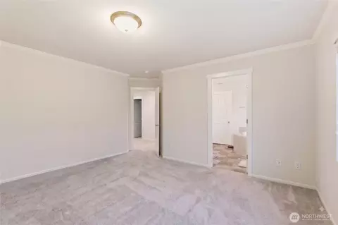 Bedroom - 914 Ofarrell Ln NW, Orting, WA 98360 photo 6 of 9