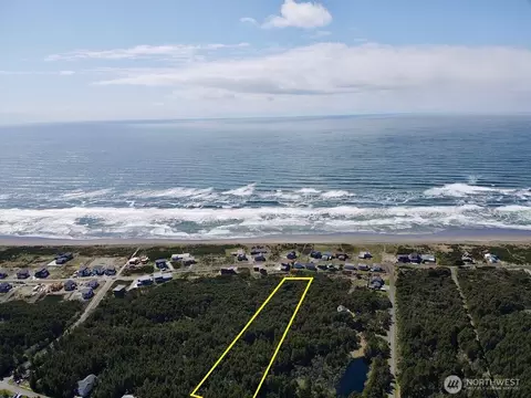 1007 Sand Castle Ln, Westport, WA 98595