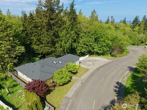 4930 Narbeck Ave, Everett, WA 98203