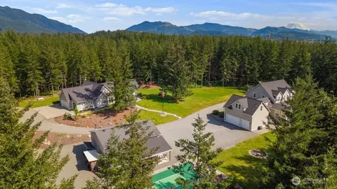 29258 305th Ct SE, Ravensdale, WA 98051