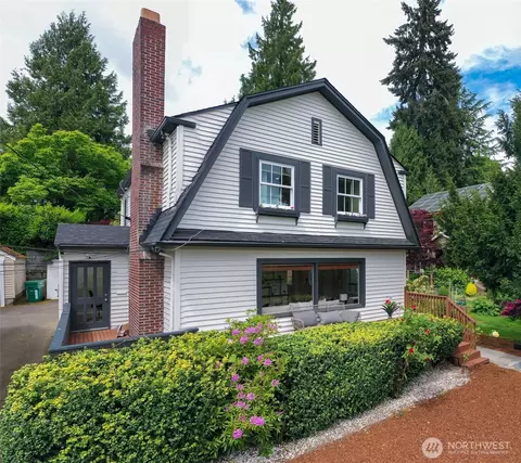 6541 20th Ave NE, Seattle, WA 98115