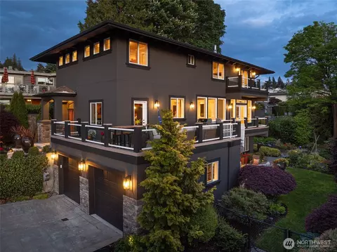 816 Walnut St, Edmonds, WA 98020