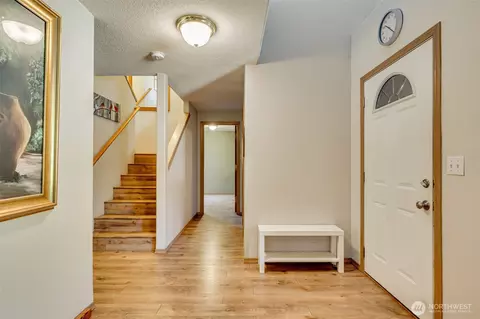 Entry Way - 15521 NE 87th St, Vancouver, WA 98682 photo 1 of 3