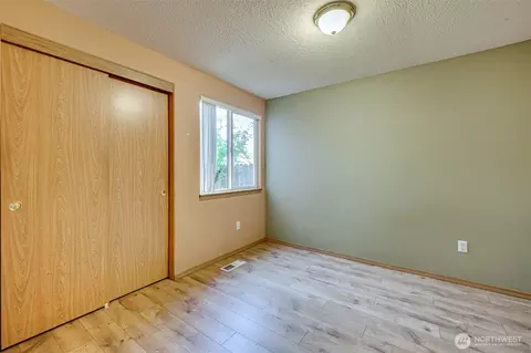 Bedroom - 15521 NE 87th St, Vancouver, WA 98682 photo 1 of 6