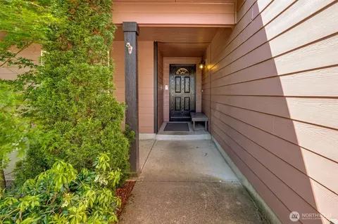 Entry Way - 15521 NE 87th St, Vancouver, WA 98682 photo 3 of 3