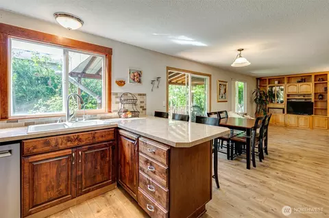 Kitchen - 15521 NE 87th St, Vancouver, WA 98682 photo 1 of 4