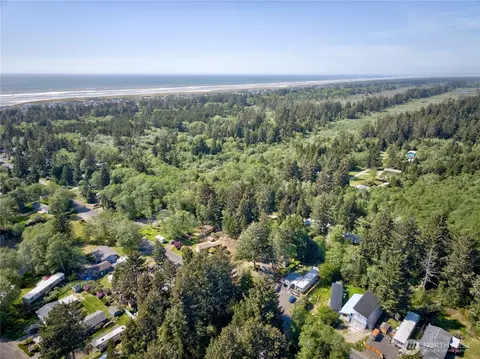1907 324th Pl, Ocean Park, WA 98640