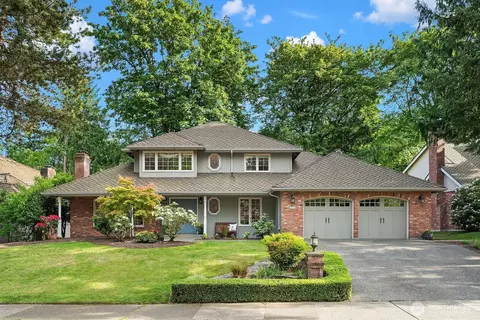 20141 NE 42nd St, Sammamish, WA 98074