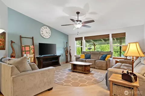 Living - 171 E Rauschert Rd, Grapeview, WA 98546 photo 1 of 2