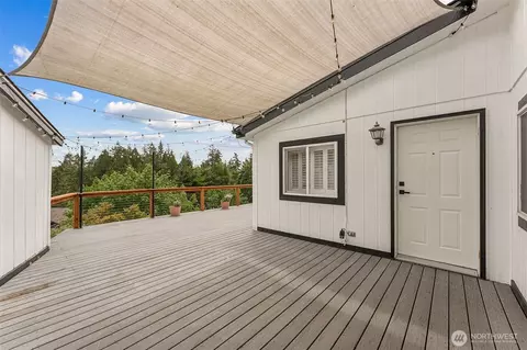 81 E Sea Breeze Dr, Grapeview, WA 98546 photo 4