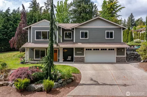 16411 Country Club Dr, Burlington, WA 98233