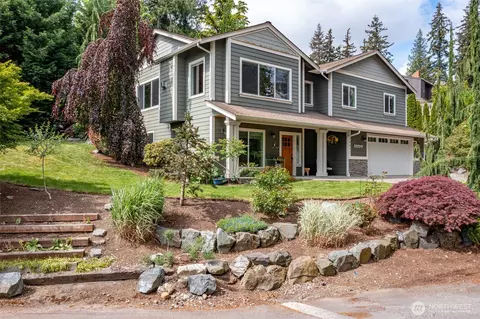 16411 Country Club Dr, Burlington, WA 98233