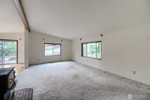 17125 Woodcrest Dr NE, Bothell, WA 98011 photo 3