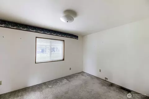 17125 Woodcrest Dr NE, Bothell, WA 98011 photo 13