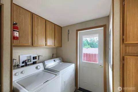 17125 Woodcrest Dr NE, Bothell, WA 98011 photo 19
