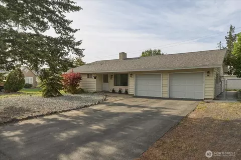 309 W Walnut St, Waterville, WA 98858
