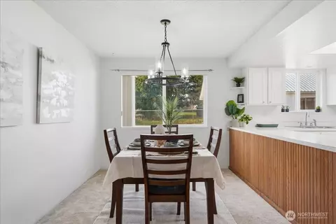 Dining - 309 W Walnut St, Waterville, WA 98858 photo 1 of 2