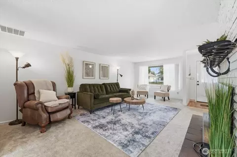 Living - 309 W Walnut St, Waterville, WA 98858 photo 1 of 5