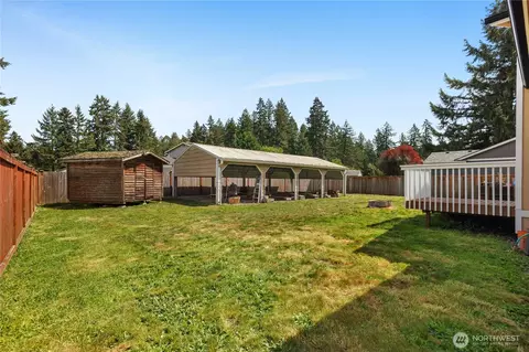 Exterior - 20711 1st Ave E, Spanaway, WA 98387 photo 3 of 5