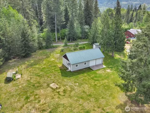 56151 Conifer Ln, Darrington, WA 98241