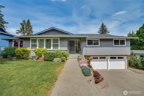 1204 Coral Dr, Fircrest, WA 98466