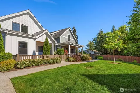 22755 SE 14th Ct, Sammamish, WA 98075