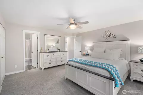 Bedroom - 407 Berninger St, Enumclaw, WA 98022 photo 2 of 5
