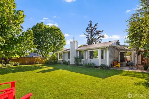 Exterior - 407 Berninger St, Enumclaw, WA 98022 photo 10 of 12