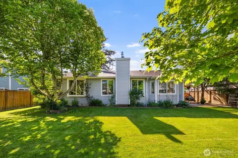 Exterior - 407 Berninger St, Enumclaw, WA 98022 photo 11 of 12
