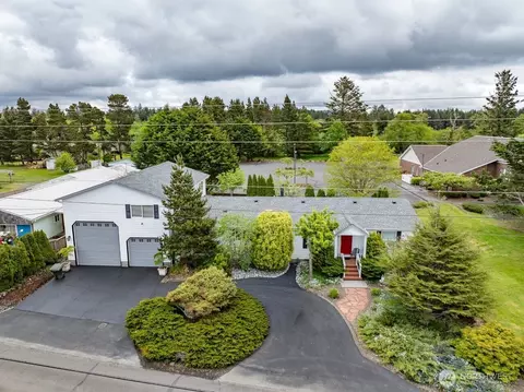 1308 N Washington Ave, Long Beach, WA 98631
