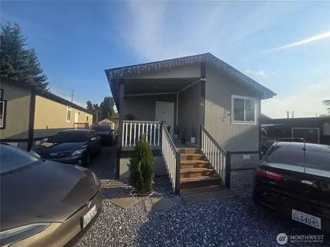 10302 Lakeview Ave SW #25, Lakewood, WA 98499