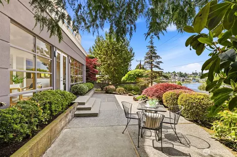 Exterior - 3607 W W Commodore Way, Seattle, WA 98199 photo 2 of 6