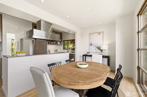 Dining - 3607 W W Commodore Way, Seattle, WA 98199 photo 3 of 4