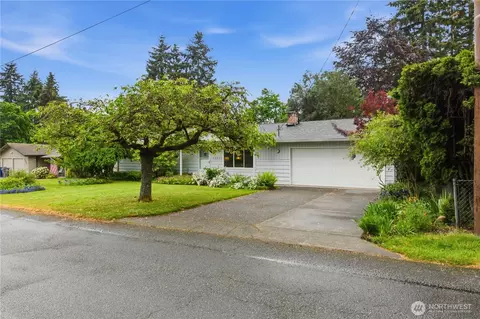 35413 11th Ave SW, Federal Way, WA 98023