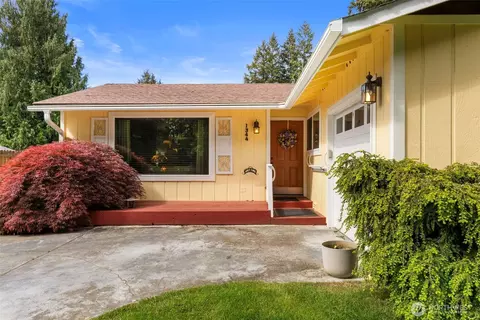 1344 NE Franklin Ave, Bremerton, WA 98311