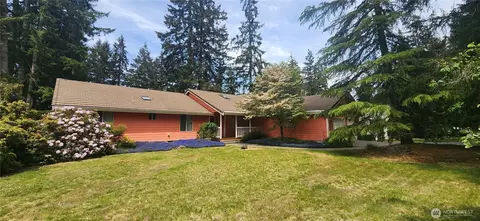 130 E Lakeland Way, Allyn, WA 98524