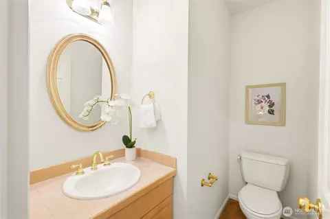 Bath - 20229 29th Ave SE, Bothell, WA 98012 photo 1 of 5