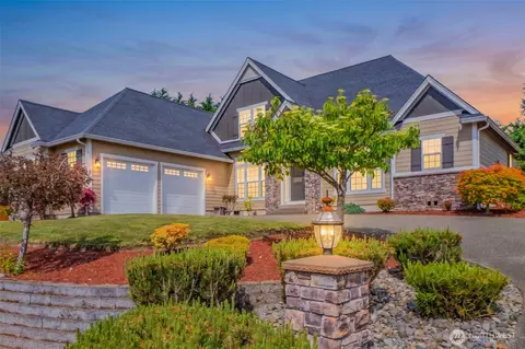 6823 47th Ave NE, Olympia, WA 98516