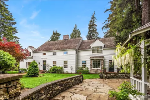 13432 NE 25th St, Bellevue, WA 98005