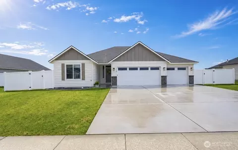 1154 7th Ave NE, Ephrata, WA 98823