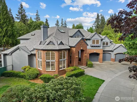 8207 228th St SE, Woodinville, WA 98072