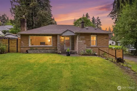 7715 236th St SW, Edmonds, WA 98026